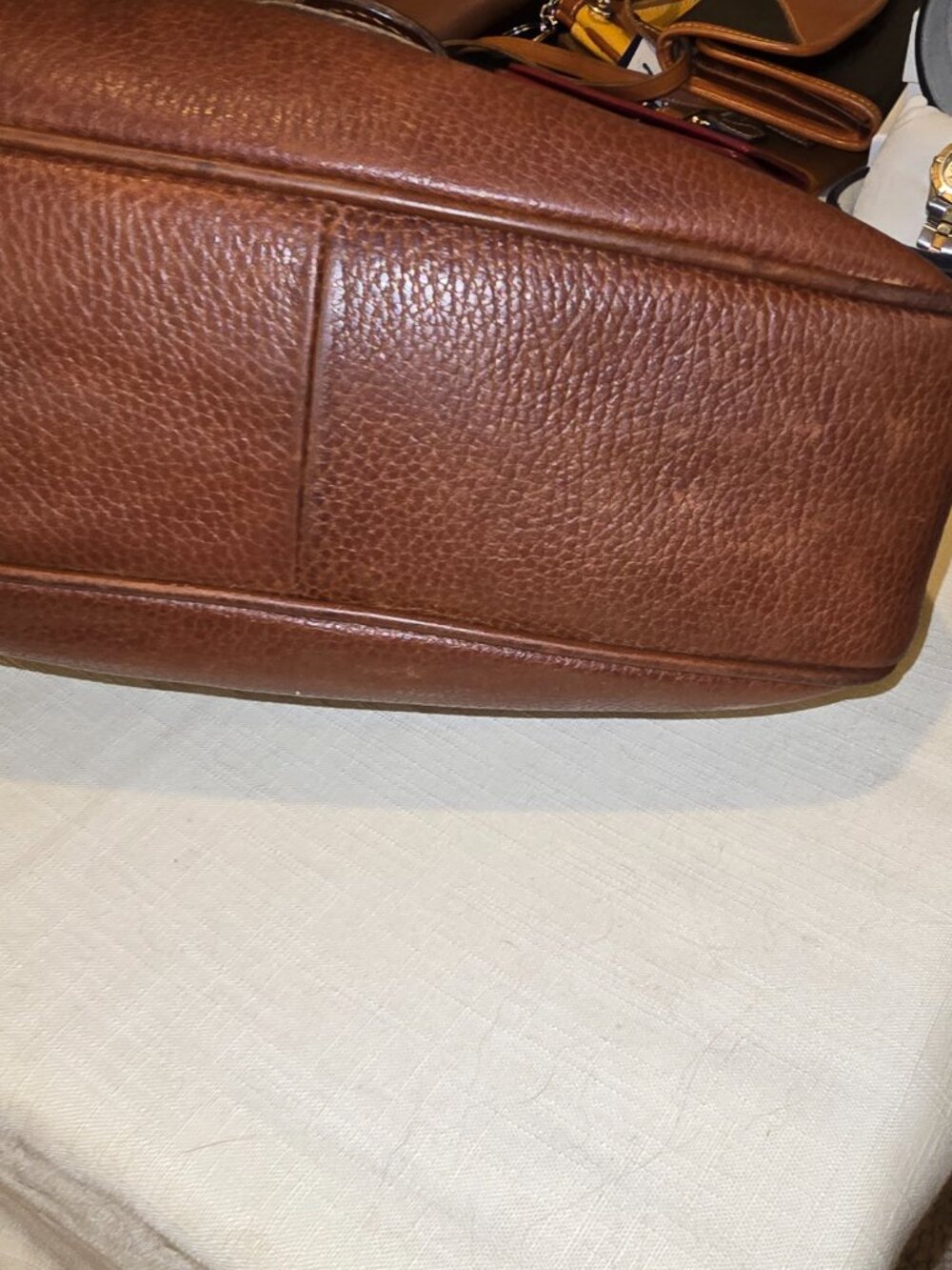 Vintage, rare Coach British tan Slouch crossbody - Picture 7 of 8